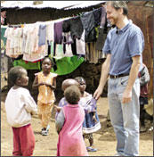 Italia-premio-Cuore-amico-a-tre-missionari-in-Africa1_medium
